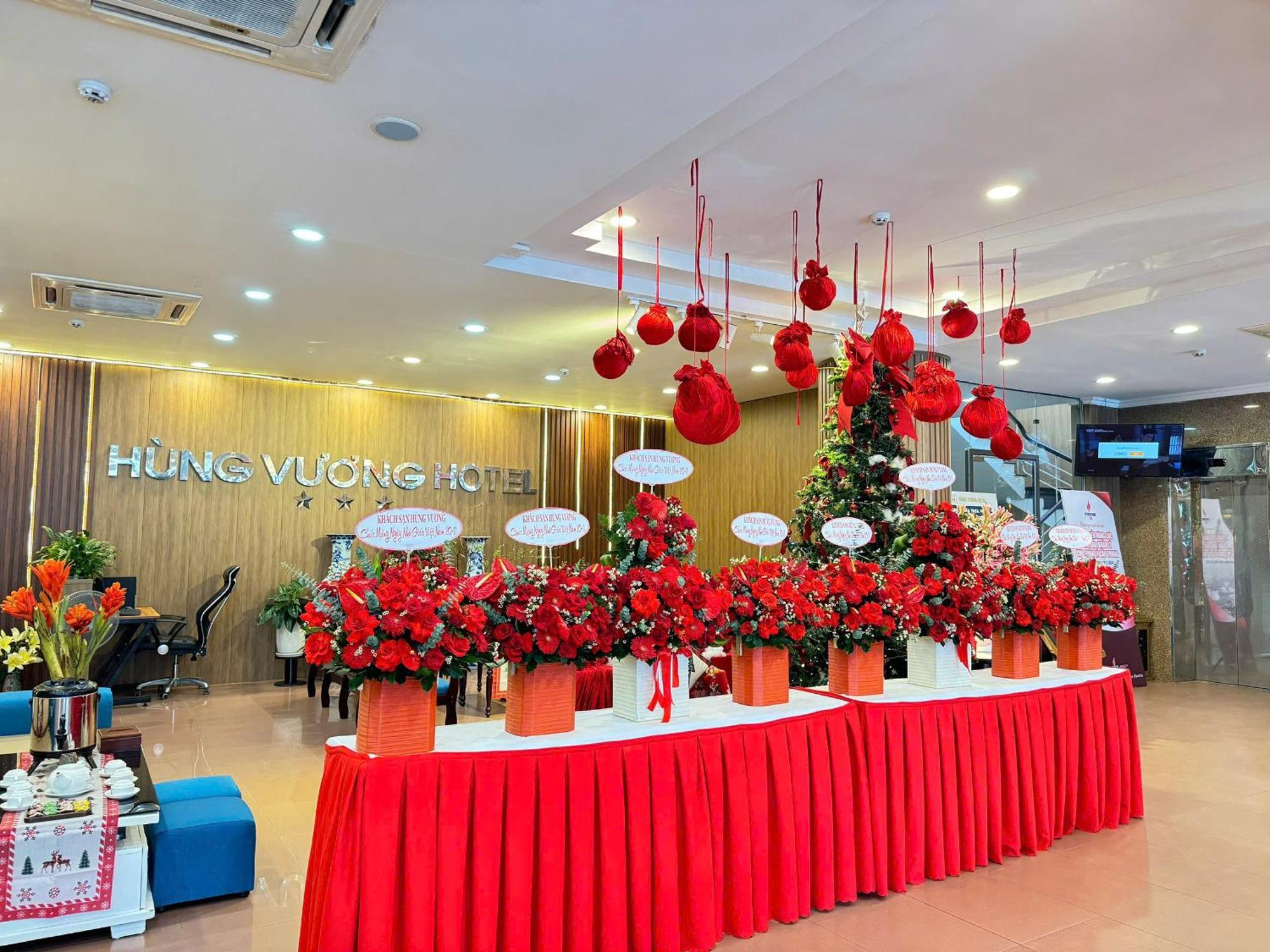 Khach San Hung Vuong Quang Ngai Exterior foto