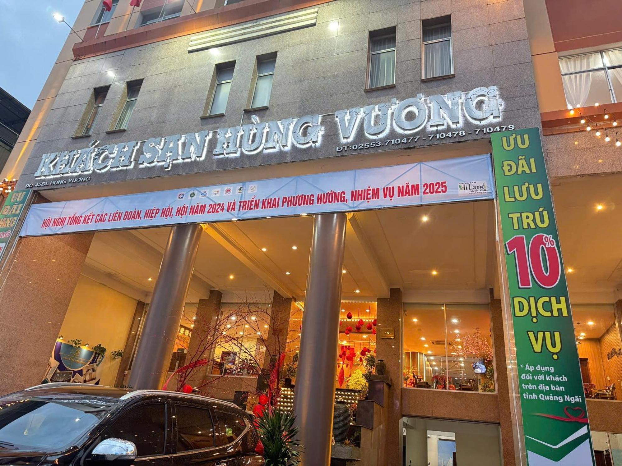 Khach San Hung Vuong Quang Ngai Exterior foto
