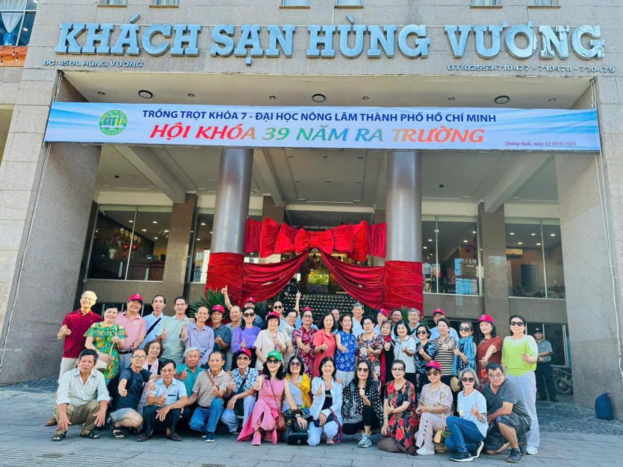 Khach San Hung Vuong Quang Ngai Exterior foto
